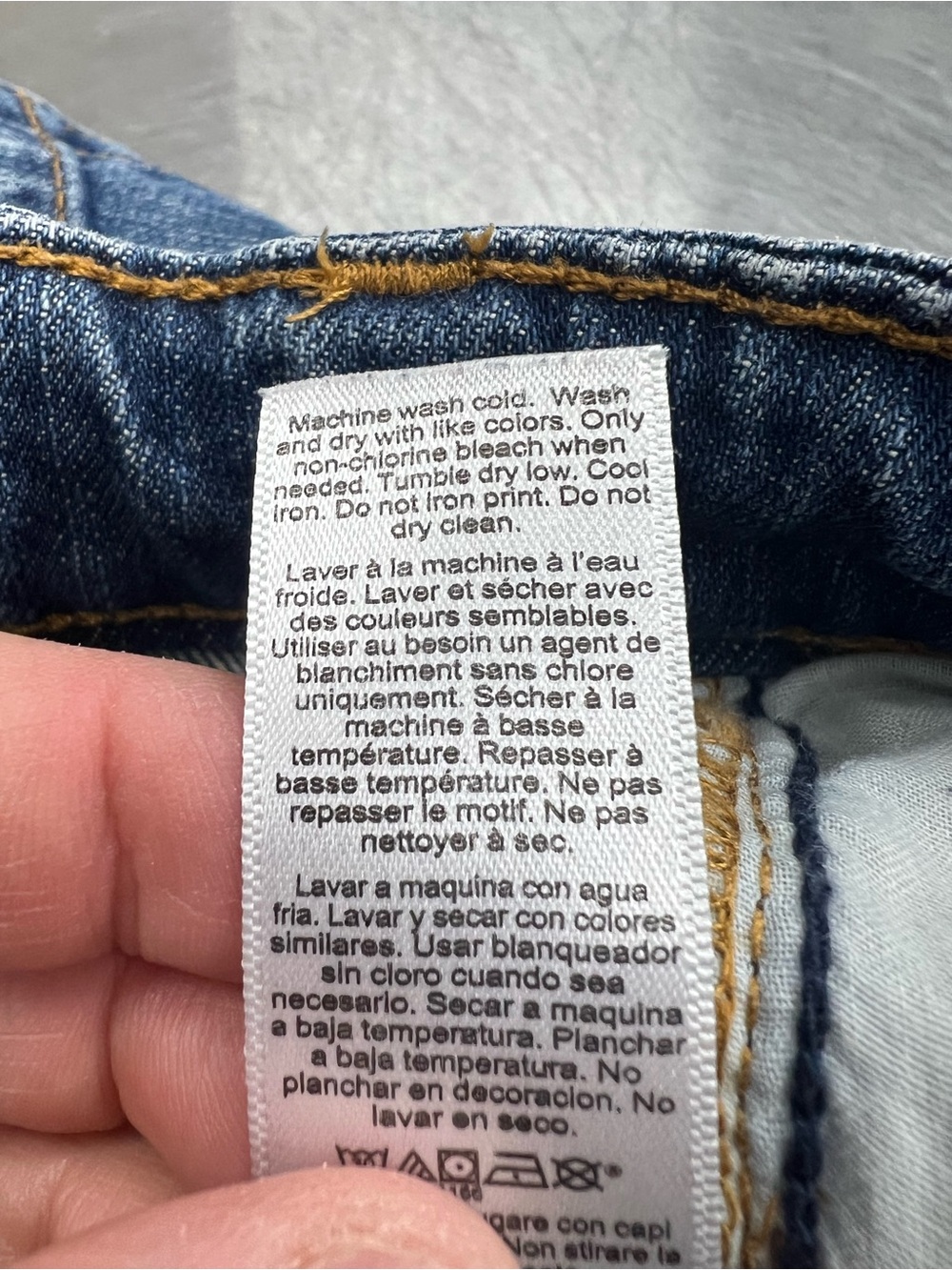 Gap Boyfriend Fit Cropped Jeans - Blue Women’s 16 or 33 - Picture 4 of 11